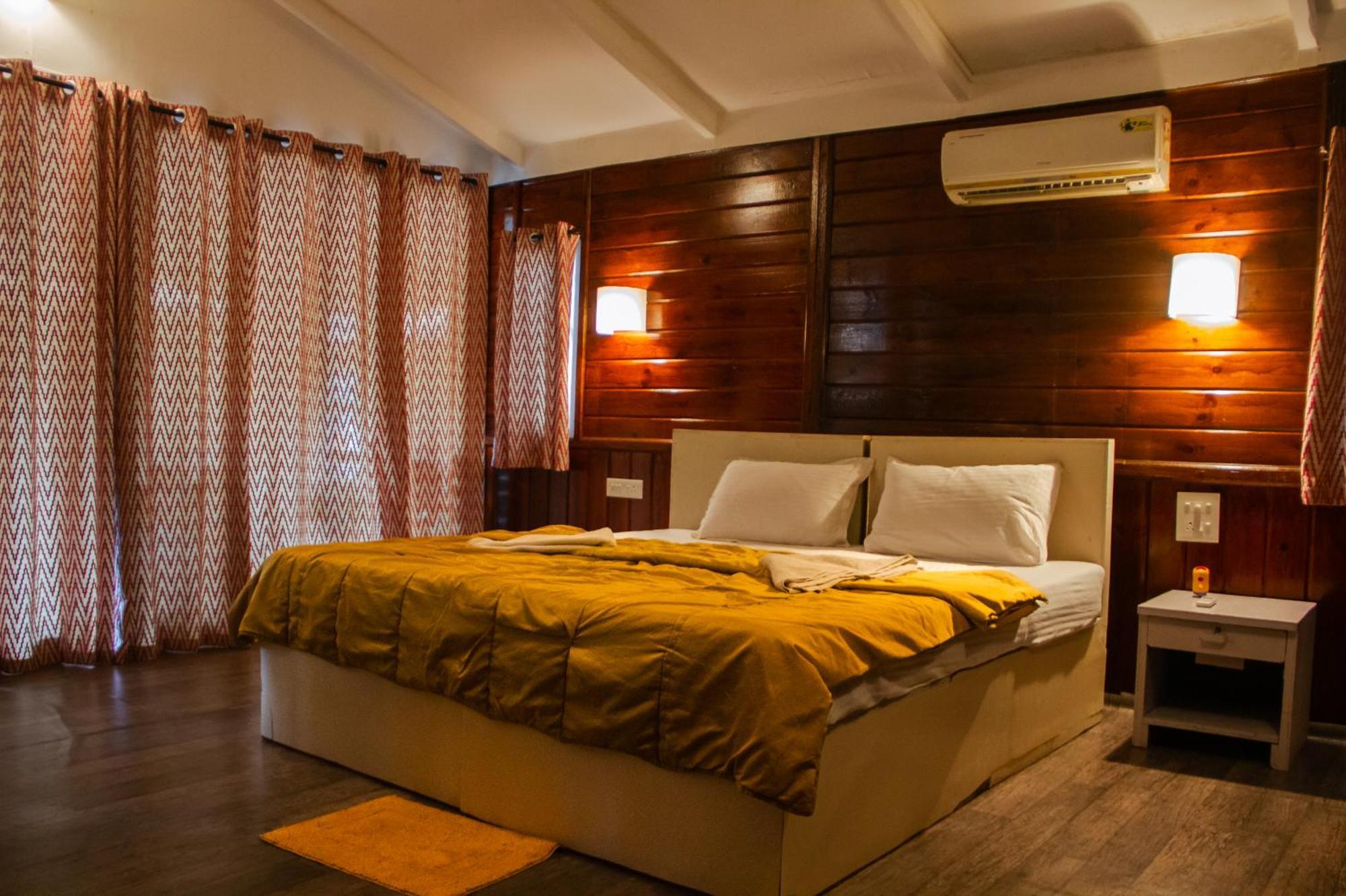 Cuba Patnem Hotel Patnem Beach Eksteriør billede