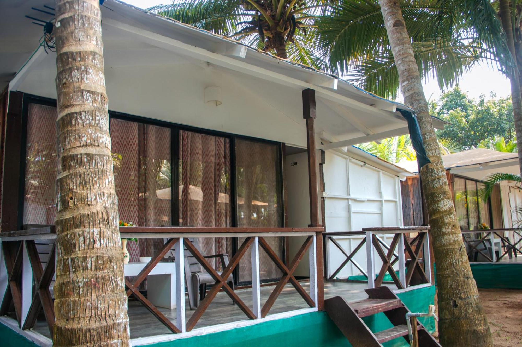 Cuba Patnem Hotel Patnem Beach Eksteriør billede