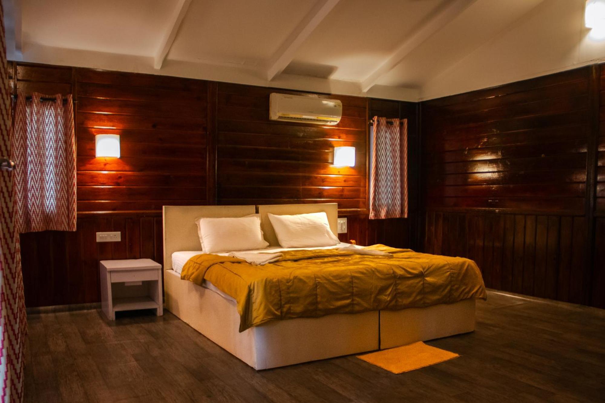 Cuba Patnem Hotel Patnem Beach Eksteriør billede